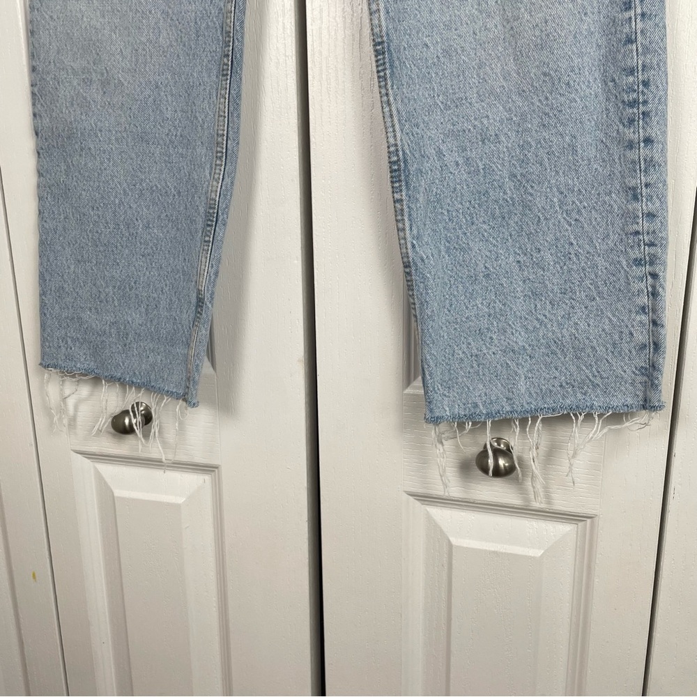 Zara Straight Leg Jeans Women’s 2 Blue Light Wash Button Fly Distressed Fringed - Picture 6 of 16